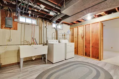 7212  Aetna Ct, Wauwatosa, WI 53213 - Photo 29