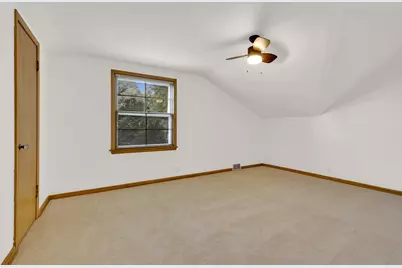 7212  Aetna Ct, Wauwatosa, WI 53213 - Photo 21