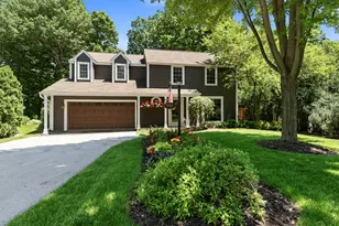900 Apple Tree Ln, Brookfield, WI 53005 - Photo 1