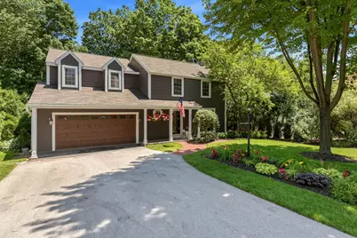 900  Apple Tree Ln, Brookfield, WI 53005 - Photo 71