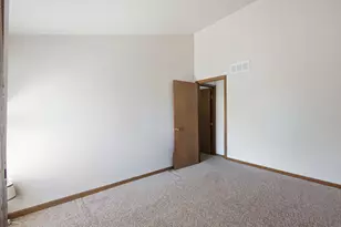 9000 N 70th St, Milwaukee, WI 53223 - Photo 13