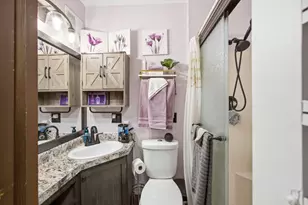 9000 N 70th St, Milwaukee, WI 53223 - Photo 25