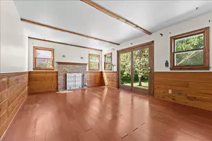 11645 N Hillside Ln, Mequon, WI 53092 - Photo 5