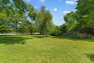 11645 N Hillside Ln, Mequon, WI 53092 - Photo 25