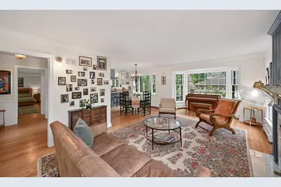 8332 N Greenvale Rd, Fox Point, WI 53217 - Photo 5