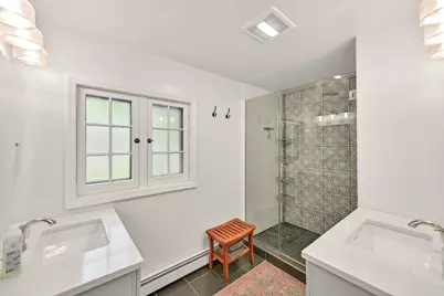 8332 N Greenvale Rd, Fox Point, WI 53217 - Photo 13