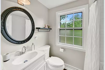 8332 N Greenvale Rd, Fox Point, WI 53217 - Photo 17