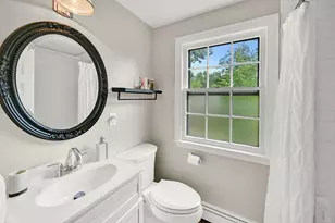 8332 N Greenvale Rd, Fox Point, WI 53217 - Photo 17