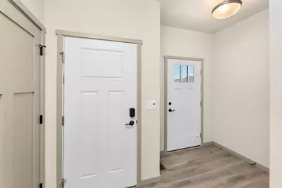 1800  Prairie Pl #4, Holmen, WI 54636 - Photo 3