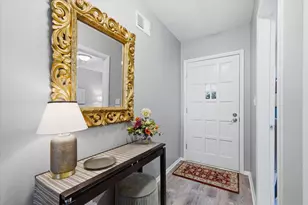 12810 N Colony Dr, Mequon, WI 53097 - Photo 25