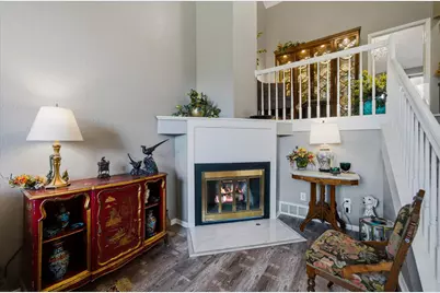 12810 N Colony Dr, Mequon, WI 53097 - Photo 5