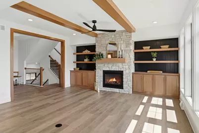 N66W21075  Sweet Clover Dr, Menomonee Falls, WI 53051 - Photo 9