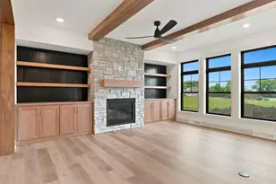 N66W21075 Sweet Clover Dr, Menomonee Falls, WI 53051 - Photo 7