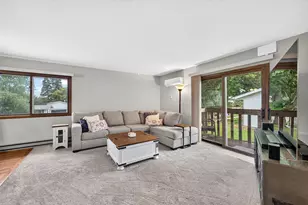 2000 Miller St, West Bend, WI 53095 - Photo 9