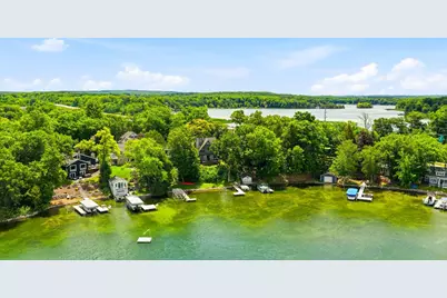 2125 N Peninsula Rd, Summit, WI 53066 - Photo 33