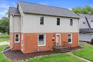 2925 N Main St, Racine, WI 53402 - Photo 3