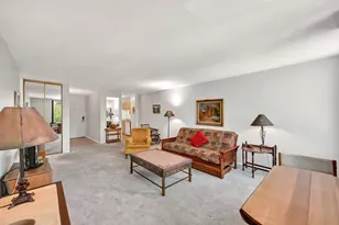 929 N Astor St, Milwaukee, WI 53202 - Photo 7