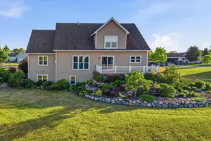 272 Highland Dr, Belgium, WI 53004 - Photo 41