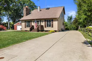 12806 228th Ave, Salem Lakes, WI 53104 - Photo 7