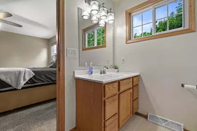 10011  Sheridan Rd, Pleasant Prairie, WI 53158 - Photo 27