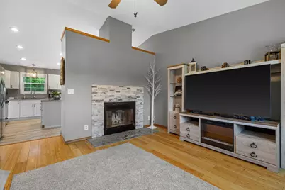 10011  Sheridan Rd, Pleasant Prairie, WI 53158 - Photo 19