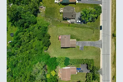 10011  Sheridan Rd, Pleasant Prairie, WI 53158 - Photo 7