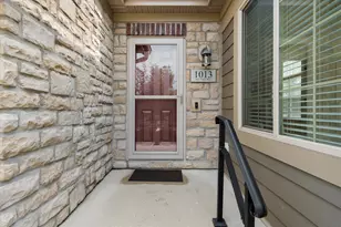1013 Ann Marie Way, Oconomowoc, WI 53066 - Photo 31