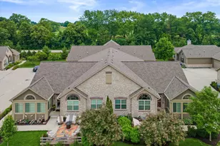 1013 Ann Marie Way, Oconomowoc, WI 53066 - Photo 41