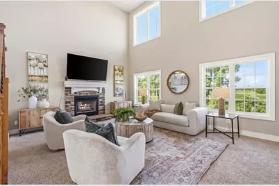 734  Wolf Creek Ct, Grafton, WI 53024 - Photo 3