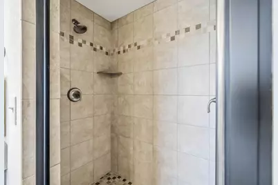 734  Wolf Creek Ct, Grafton, WI 53024 - Photo 21