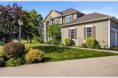 734  Wolf Creek Ct, Grafton, WI 53024 - Photo 35