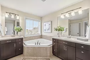 734 Wolf Creek Court, Grafton, WI 53024 - Photo 19