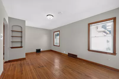 6431 W Girard Ave, Milwaukee, WI 53210 - Photo 13