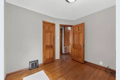 6431 W Girard Ave, Milwaukee, WI 53210 - Photo 25