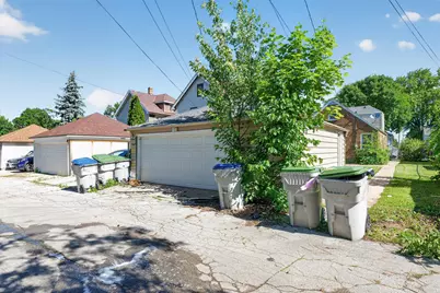 6431 W Girard Ave, Milwaukee, WI 53210 - Photo 7