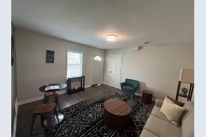 709  Dexter St, Madison, WI 53704 - Photo 3