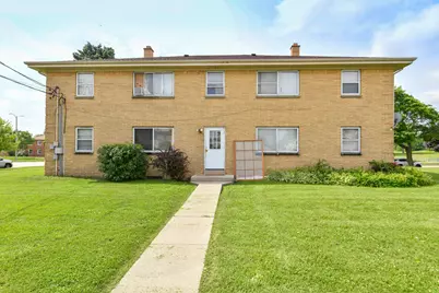 2410 W Howard Ave, Milwaukee, WI 53221 - Photo 5