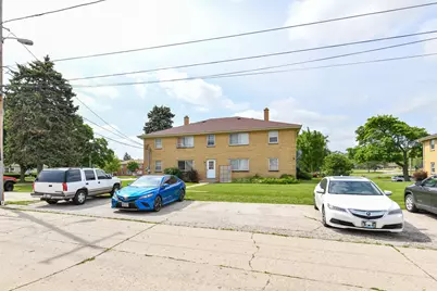 2410 W Howard Ave, Milwaukee, WI 53221 - Photo 35