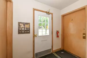 2424 W Howard Ave, Milwaukee, WI 53221 - Photo 5