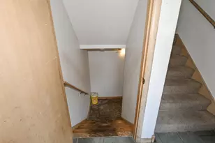 2424 W Howard Ave, Milwaukee, WI 53221 - Photo 27