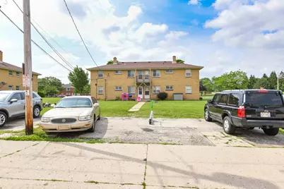 2424 W Howard Ave, Milwaukee, WI 53221 - Photo 31