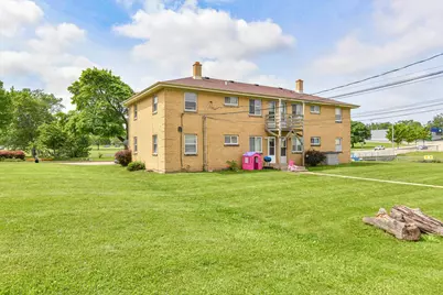 2424 W Howard Ave, Milwaukee, WI 53221 - Photo 33