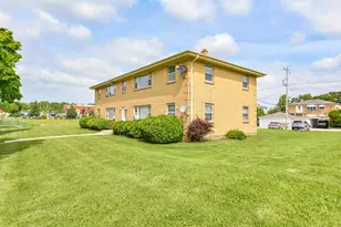 2424 W Howard Ave, Milwaukee, WI 53221 - Photo 3