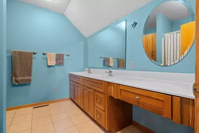 2005  State St, La Crosse, WI 54601 - Photo 25