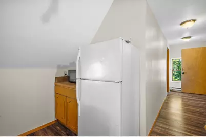 800 E Locust St, Milwaukee, WI 53212 - Photo 41