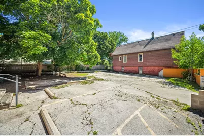 800 E Locust St, Milwaukee, WI 53212 - Photo 5