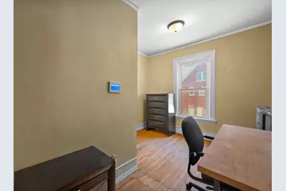 800 E Locust St, Milwaukee, WI 53212 - Photo 19