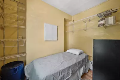 800 E Locust St, Milwaukee, WI 53212 - Photo 31