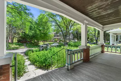 2963 N Prospect Ave, Milwaukee, WI 53211 - Photo 3
