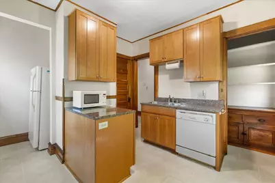 2963 N Prospect Ave, Milwaukee, WI 53211 - Photo 15